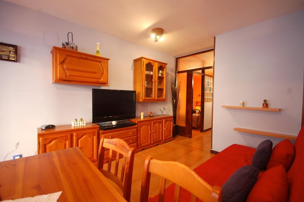 Lets Holidays Apartment Pool Terrace トッサ・デ・マール エクステリア 写真